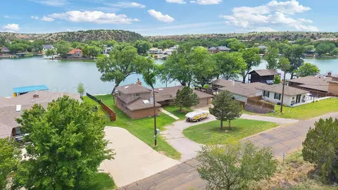 326 N Shore Drive Amarillo Tx 79118 Dr, Amarillo, TX 79118