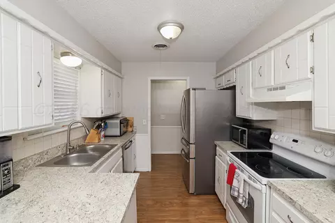 Kitchen - 5303 Leigh Avenue Amarillo Tx 79110-3318 Ave, Amarillo, TX 79110 photo 2 of 3