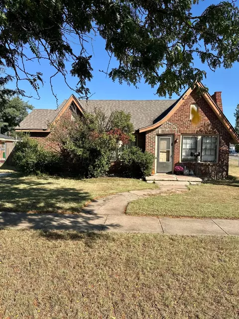 1619 7th Avenue Canyon Tx 79015-4501 Ave, Canyon, TX 79015