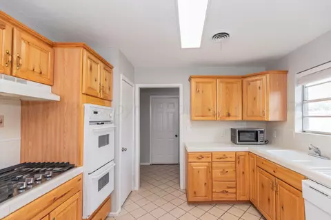 Kitchen - 2710 Emory Drive Amarillo Tx 79110 Dr, Amarillo, TX 79110 photo 2 of 4