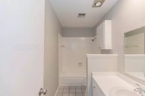 Bath - 2710 Emory Drive Amarillo Tx 79110 Dr, Amarillo, TX 79110 photo 2 of 5