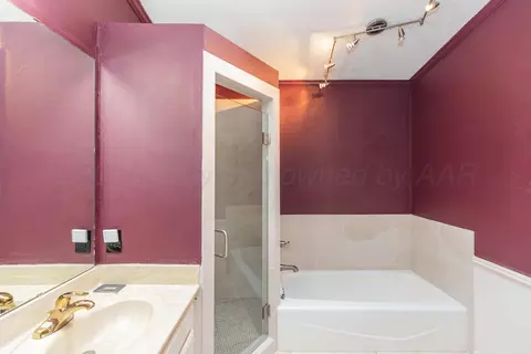 Bath - 4206 Relatta Avenue Amarillo Tx 79110 Ave, Amarillo, TX 79110 photo 4 of 4