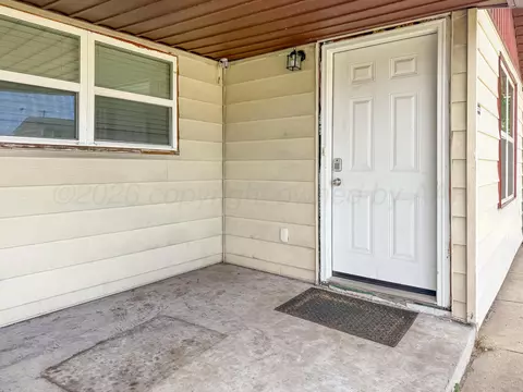 Exterior - 119 Ash Street Borger Tx 79007 St, Borger, TX 79007 photo 2 of 4