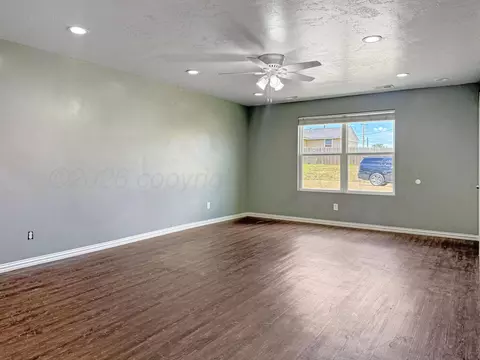 Living - 119 Ash Street Borger Tx 79007 St, Borger, TX 79007 photo 1 of 3
