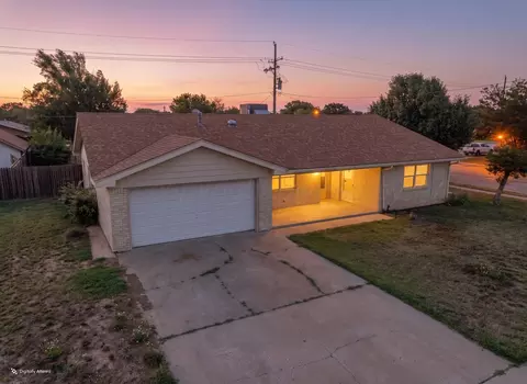 1800 Lynn Street Pampa Tx 79065-3232 St, Pampa, TX 79065