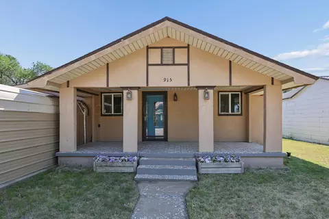 915 Rock Island Avenue Dalhart Tx 79022 Ave, Dalhart, TX 79022