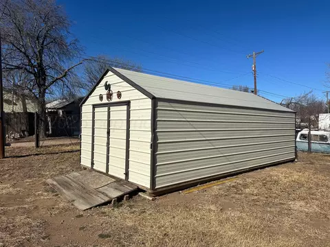 311 Brain Street Borger Tx 79007 St, Borger, TX 79007 photo 3