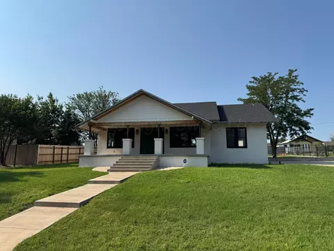 906 E Cheyenne Avenue Canadian Tx 79014 Ave, Canadian, TX 79014