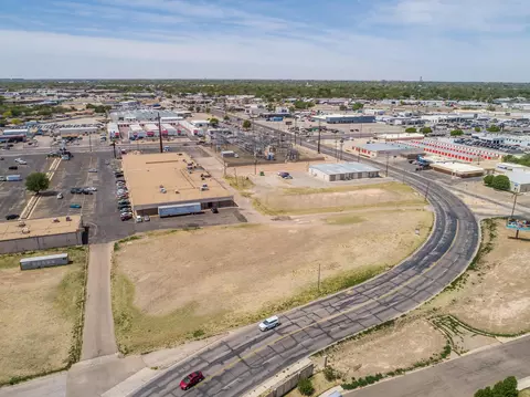 2451 Hardin Drive Amarillo Tx 79110-1727 Dr, Amarillo, TX 79110 photo 3