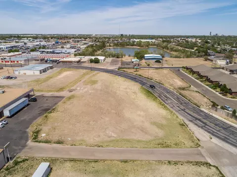 2451 Hardin Drive Amarillo Tx 79110-1727 Dr, Amarillo, TX 79110