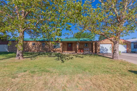 200 N Snider Street Spearman Tx 79081 St, Spearman, TX 79081