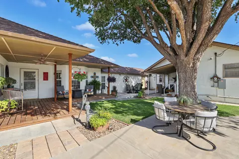 2004 7th Avenue Canyon Tx 79015-4604 Ave, Canyon, TX 79015