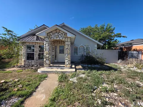 1303 NW 12th Avenue Amarillo Tx 79107-1700 Ave, Amarillo, TX 79107
