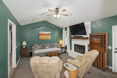 Living - 5210 Susan Drive Amarillo Tx 79110-3129 Dr, Amarillo, TX 79110 photo 2 of 3