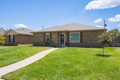 Exterior - 1127 Pagoda Drive Amarillo Tx 79110-2639 Dr, Amarillo, TX 79110 photo 2 of 7