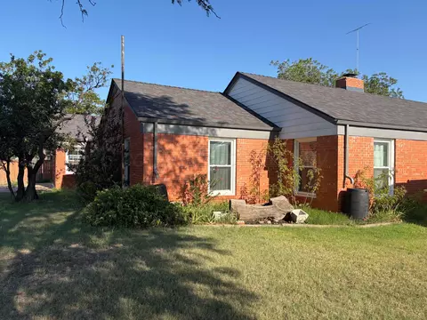 2301 N Mary-ellen Street Pampa Tx 79065 St, Pampa, TX 79065