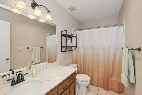 Bath - 6740 Westcliff Circle Amarillo Tx 79124-1114 Cir, Amarillo, TX 79124 photo 3 of 3