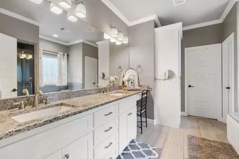 Bath - 6509 Tatum Circle Amarillo Tx 79119-1208 Cir, Amarillo, TX 79119 photo 1 of 7