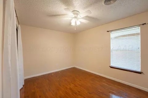 Bedroom - 4203 Dodson Drive Amarillo Tx 79110-4717 Dr, Amarillo, TX 79110 photo 2 of 4