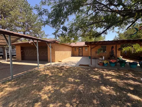 401 E Broadway Street Stinnett Tx 79083 St, Stinnett, TX 79083