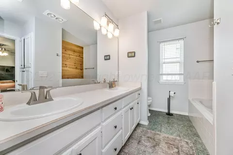 Bath - 6702 Rio Lobo Street Amarillo Tx 79110 St, Amarillo, TX 79110 photo 1 of 4