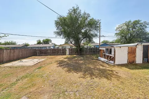 Exterior - 4304 S Bonham Street Amarillo Tx 79110 St, Amarillo, TX 79110 photo 4 of 4