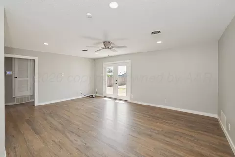 Living - 4304 S Bonham Street Amarillo Tx 79110 St, Amarillo, TX 79110 photo 1 of 3