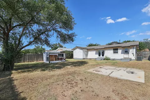 Exterior - 4304 S Bonham Street Amarillo Tx 79110 St, Amarillo, TX 79110 photo 3 of 4