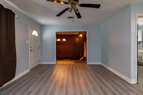 Living - 4007 Parker Street Amarillo Tx 79110 St, Amarillo, TX 79110 photo 4 of 6