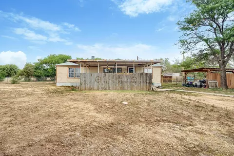 304 Coke Street Vega Tx 79092 St, Vega, TX 79092