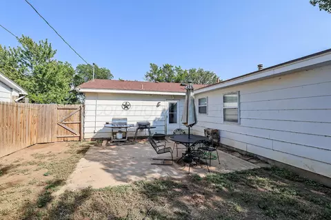 Exterior - 5142 Royce Drive Amarillo Tx 79110-3011 Dr, Amarillo, TX 79110 photo 3 of 5