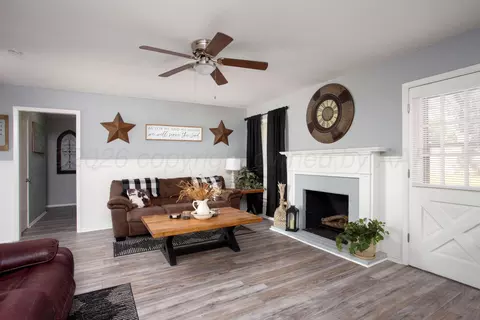 Living - 4448 Mesa Circle Amarillo Tx 79109-5342 Cir, Amarillo, TX 79109 photo 1 of 3