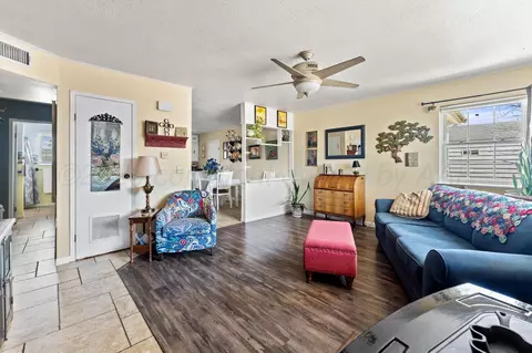 Living - 1301 Cooley Drive Borger Tx 79007 Dr, Borger, TX 79007 photo 1 of 2