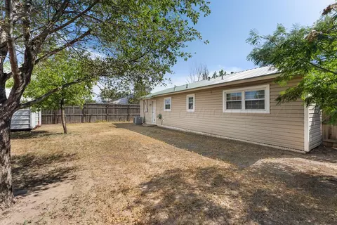 Exterior - 1301 Cooley Drive Borger Tx 79007 Dr, Borger, TX 79007 photo 3 of 5