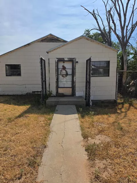 427 Clark Avenue Stinnett Tx 79083 Ave, Stinnett, TX 79083