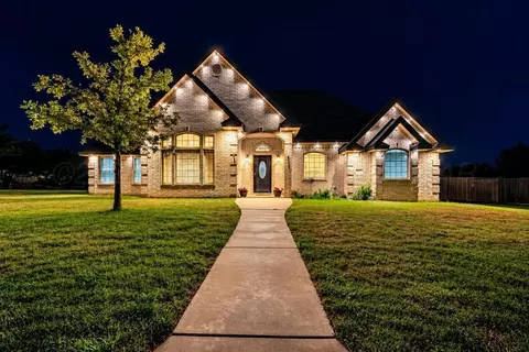 1 Village Drive Canyon Tx 79015-2041 Dr, Canyon, TX 79015