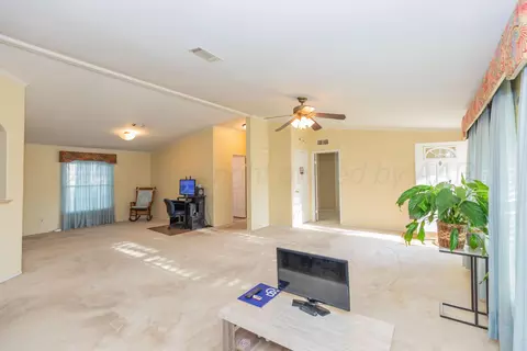 Living - 4009 Echo Drive Amarillo Tx 79108-5361 Dr, Amarillo, TX 79108 photo 1 of 4
