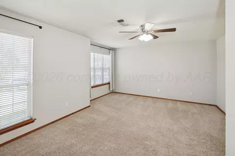Living - 1005 Sterling Drive Amarillo Tx 79110-3501 Dr, Amarillo, TX 79110 photo 4 of 4