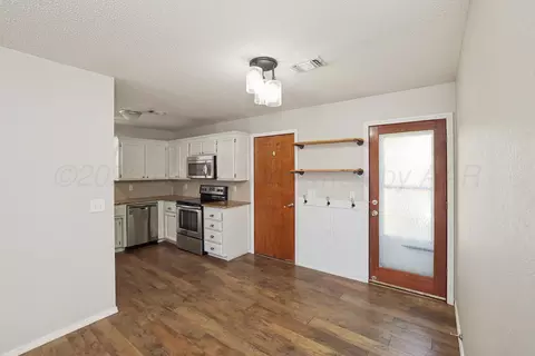 Entry Way - 1005 Sterling Drive Amarillo Tx 79110-3501 Dr, Amarillo, TX 79110 photo 1 of 1