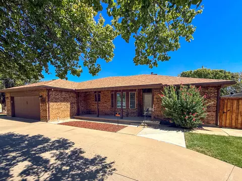1532 N Wells Street Pampa Tx 79065-4141 St, Pampa, TX 79065