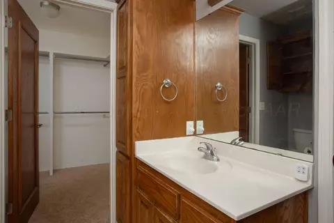 Bath - 4534 Steffi Court Amarillo Tx 79110-1748 Ct, Amarillo, TX 79110 photo 2 of 4