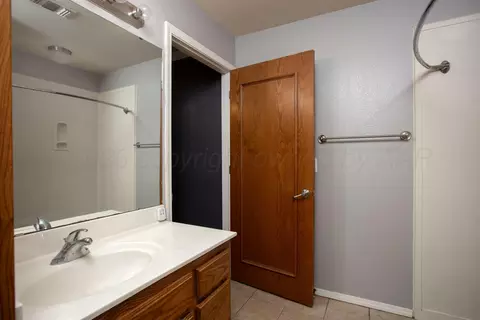 Bath - 4534 Steffi Court Amarillo Tx 79110-1748 Ct, Amarillo, TX 79110 photo 1 of 4
