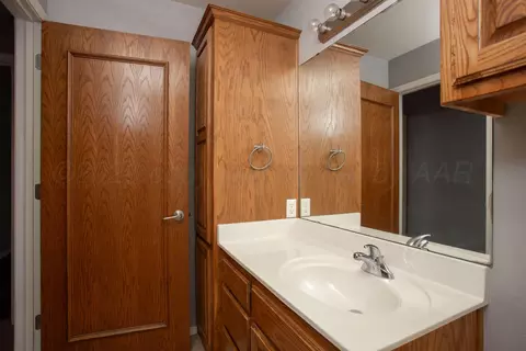 Bath - 4534 Steffi Court Amarillo Tx 79110-1748 Ct, Amarillo, TX 79110 photo 3 of 4