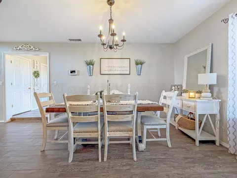 Dining - 304 Gardner Street Borger Tx 79007 St, Borger, TX 79007 photo 3 of 3