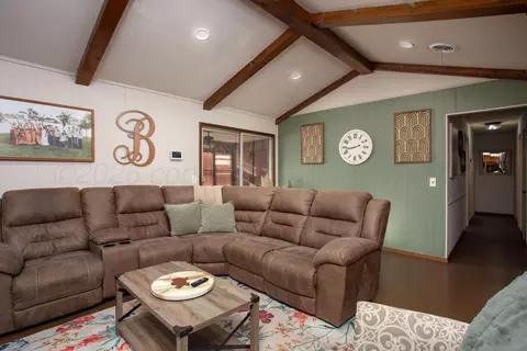 Living - 5135 Mccarty Boulevard Amarillo Tx 79110 Blvd, Amarillo, TX 79110 photo 3 of 5