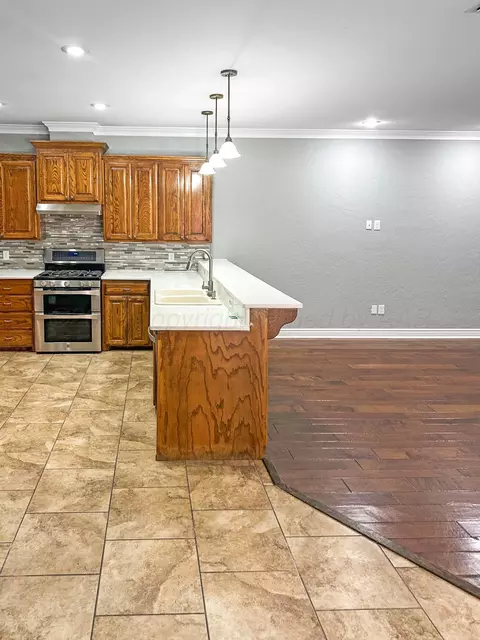 Kitchen - 2 Cambridge Place Borger Tx 79007 Pl, Borger, TX 79007 photo 3 of 4