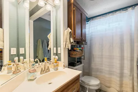 Bath - 5216 Capulin Lane Amarillo Tx 79110 Ln, Amarillo, TX 79110 photo 1 of 1