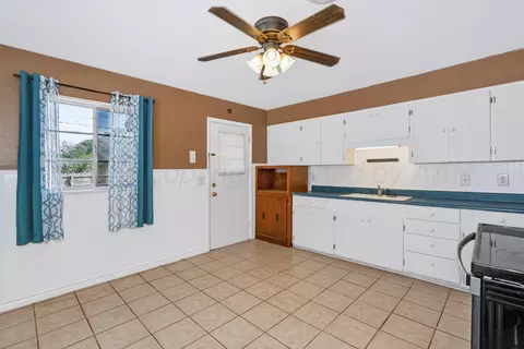 Kitchen - 4119 Crockett Street Amarillo Tx 79110 St, Amarillo, TX 79110 photo 1 of 3