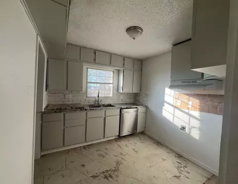 Kitchen - Undisclosed, Amarillo, TX 79110 photo 2 of 2