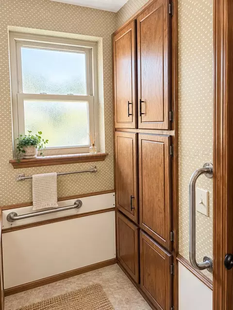 Bath - 1100 Sugarloaf Drive Amarillo Tx 79110-3517 Dr, Amarillo, TX 79110 photo 1 of 2
